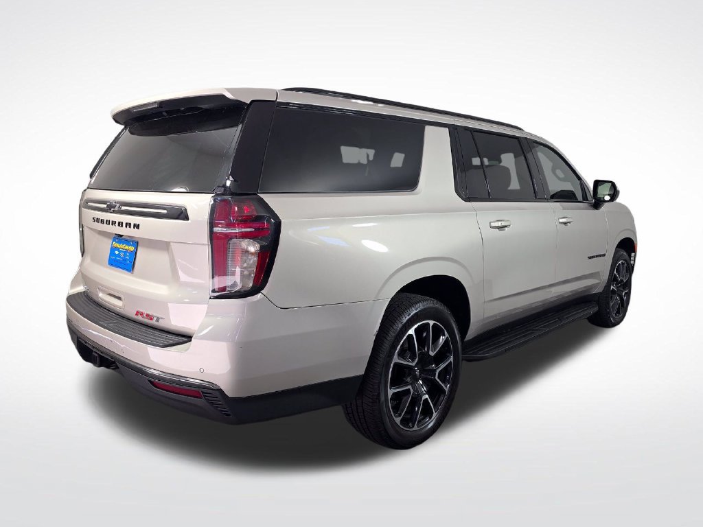 2021 Chevrolet Suburban RST - Photo 7