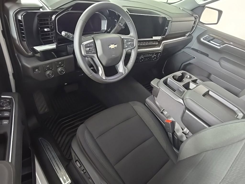 2026 Chevrolet Silverado 1500 LT - Photo 10