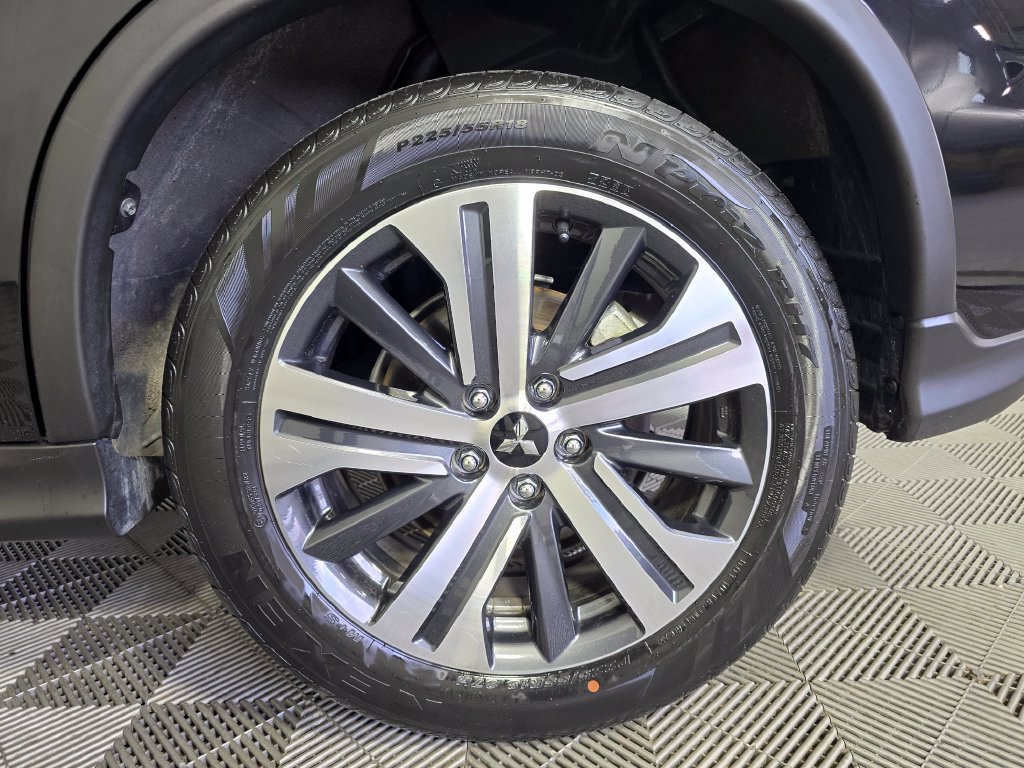 2025 Mitsubishi Outlander Sport S - Photo 36