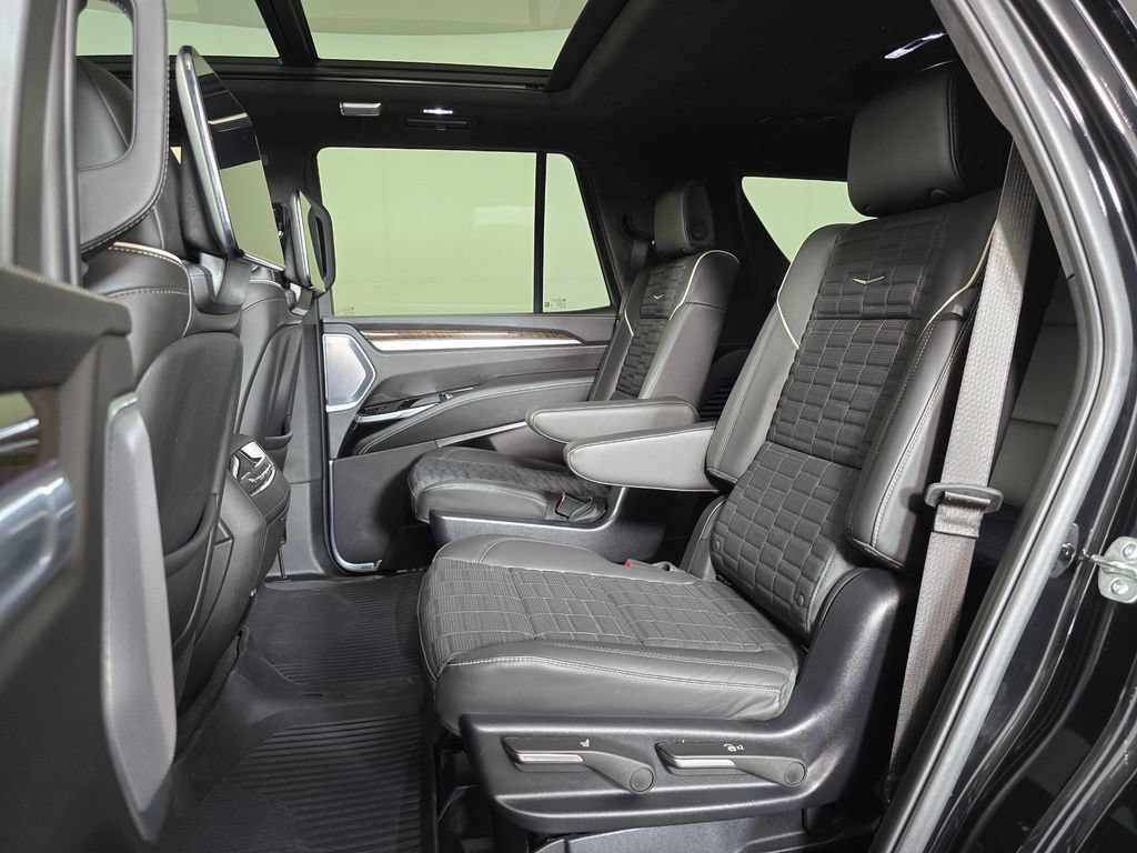 2025 Cadillac Escalade Sport Platinum - Photo 18