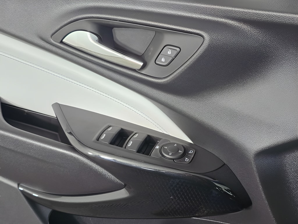 2026 Chevrolet Trax LT - Photo 21