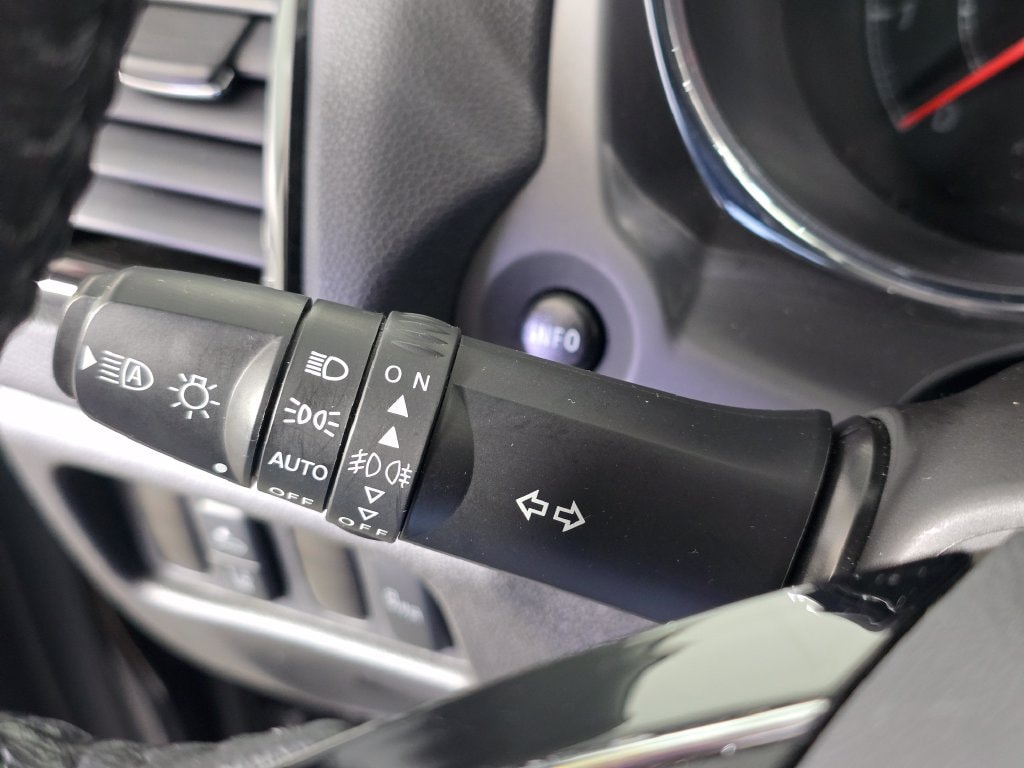 2025 Mitsubishi Outlander Sport S - Photo 23
