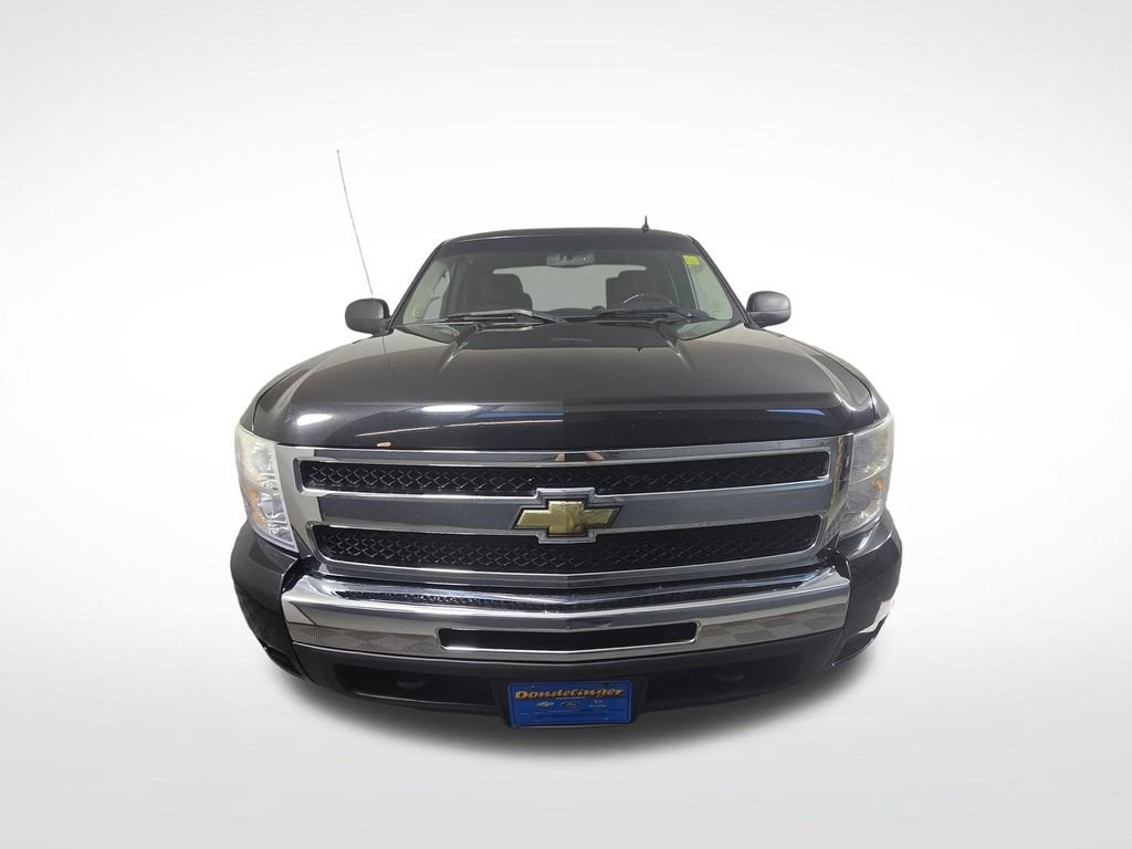 Used 2010 Chevrolet Silverado 1500 LT with VIN 1GCSKSE34AZ203827 for sale in Brainerd, Minnesota