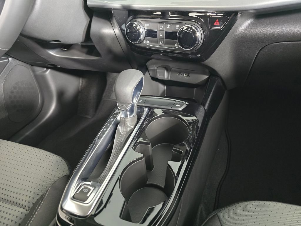 2026 Chevrolet Trax LT - Photo 19