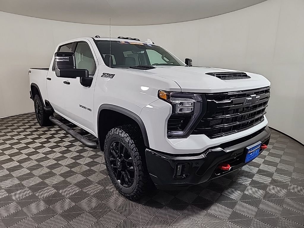 2026 Chevrolet Silverado 3500HD LTZ's photo