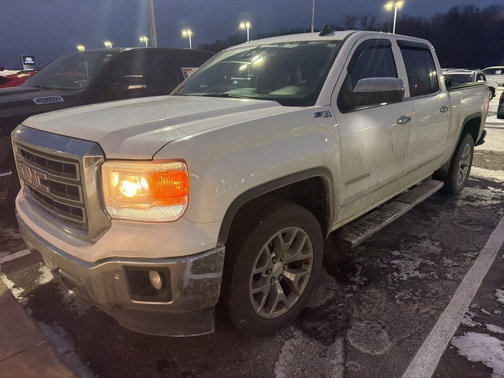 2015 GMC Sierra 1500 SLT's photo