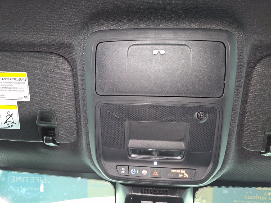 2027 Chevrolet Equinox LT - Photo 29
