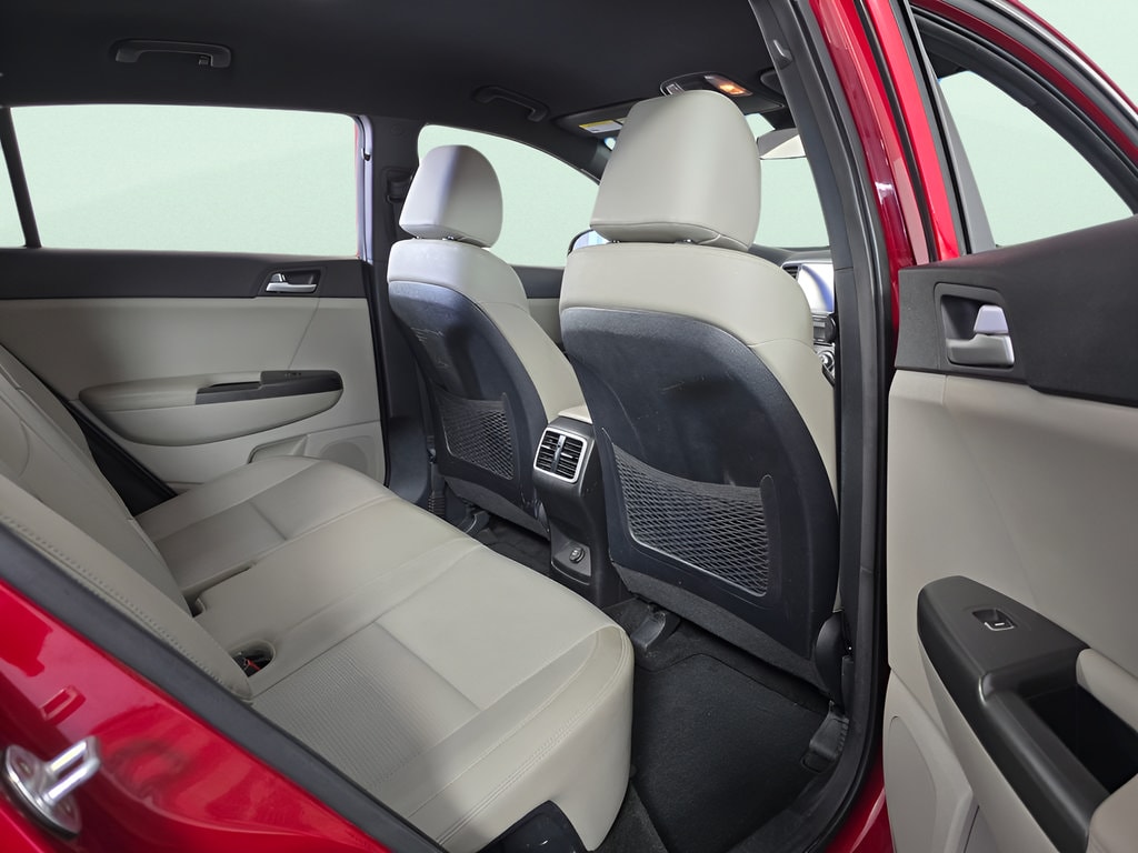 2020 Kia Sportage S - Photo 17