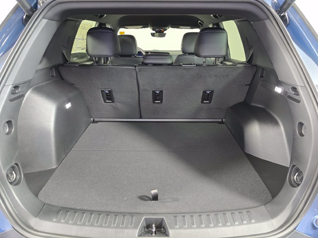 2027 Chevrolet Equinox LT - Photo 34