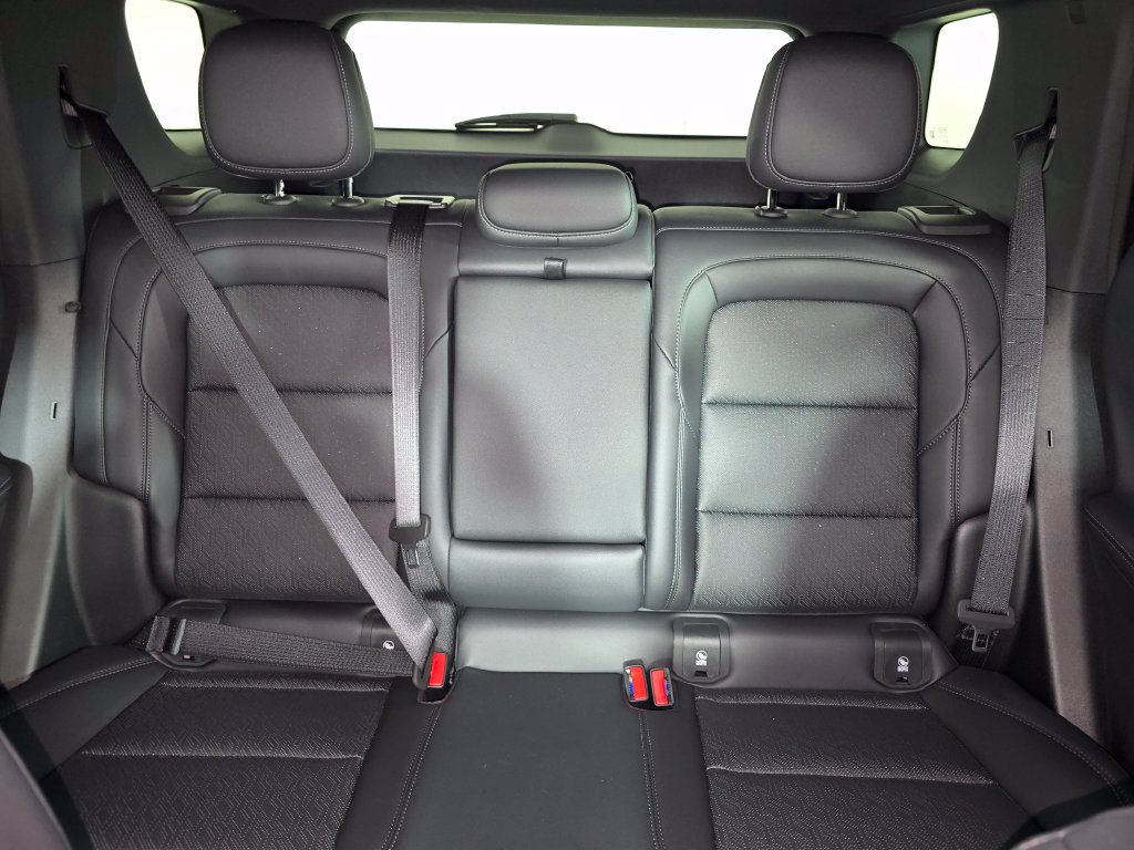 2027 Chevrolet Equinox LT - Photo 14
