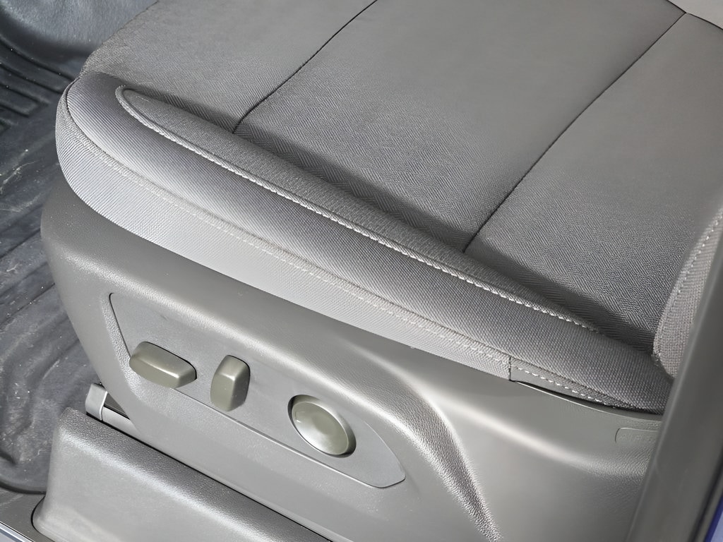 2026 Chevrolet Silverado 3500 HD LT - Photo 10