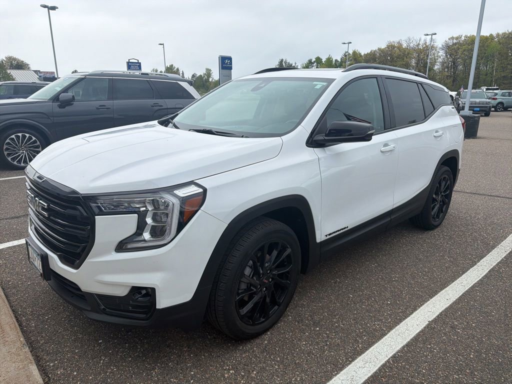 2023 GMC Terrain SLT AWD's photo