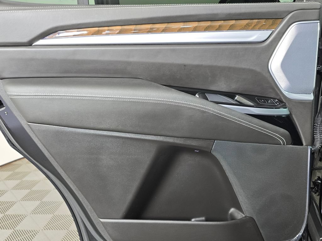 2025 Cadillac Escalade Sport Platinum - Photo 41