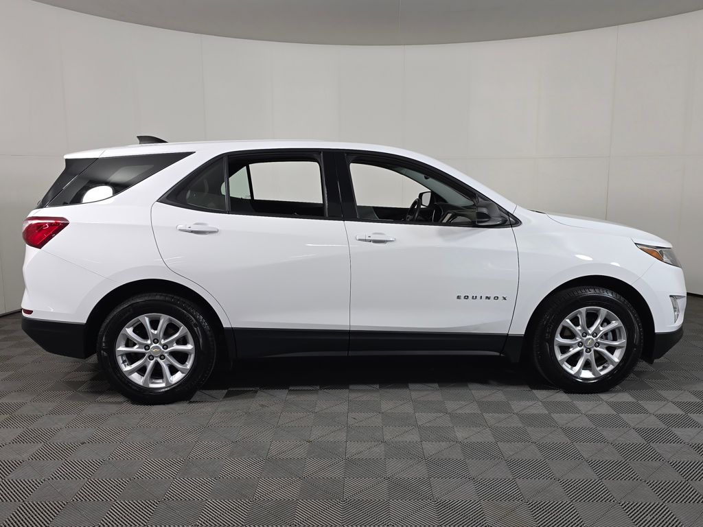 Used 2019 Chevrolet Equinox LS with VIN 2GNAXHEV6K6120633 for sale in Brainerd, Minnesota