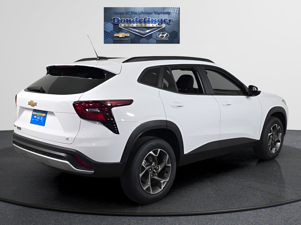 2026 Chevrolet Trax LT - Photo 7
