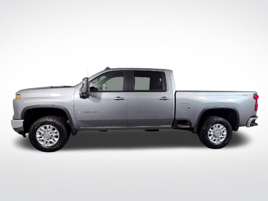 2025 Chevrolet Silverado 3500HD LT - Photo 4