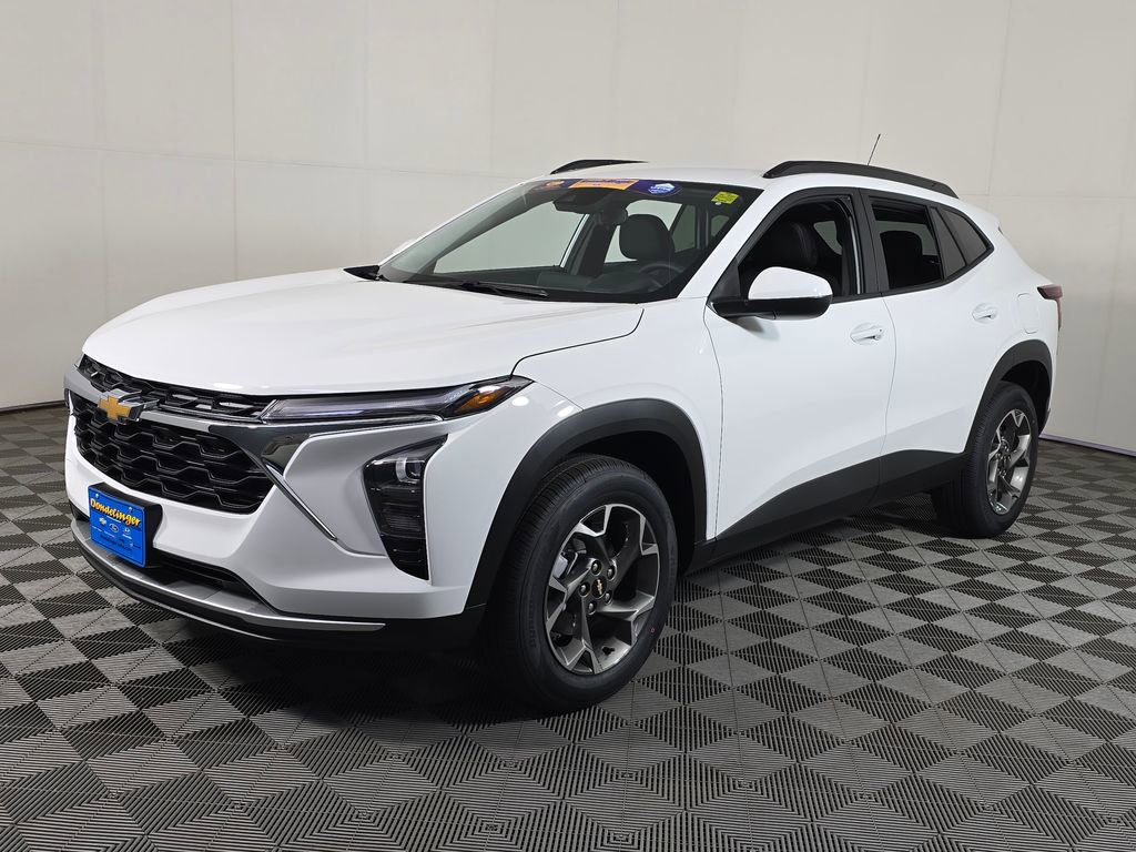 2026 Chevrolet Trax LT - Photo 3