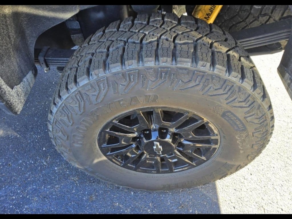 Used 2024 Chevrolet Silverado 2500HD ZR2 Truck