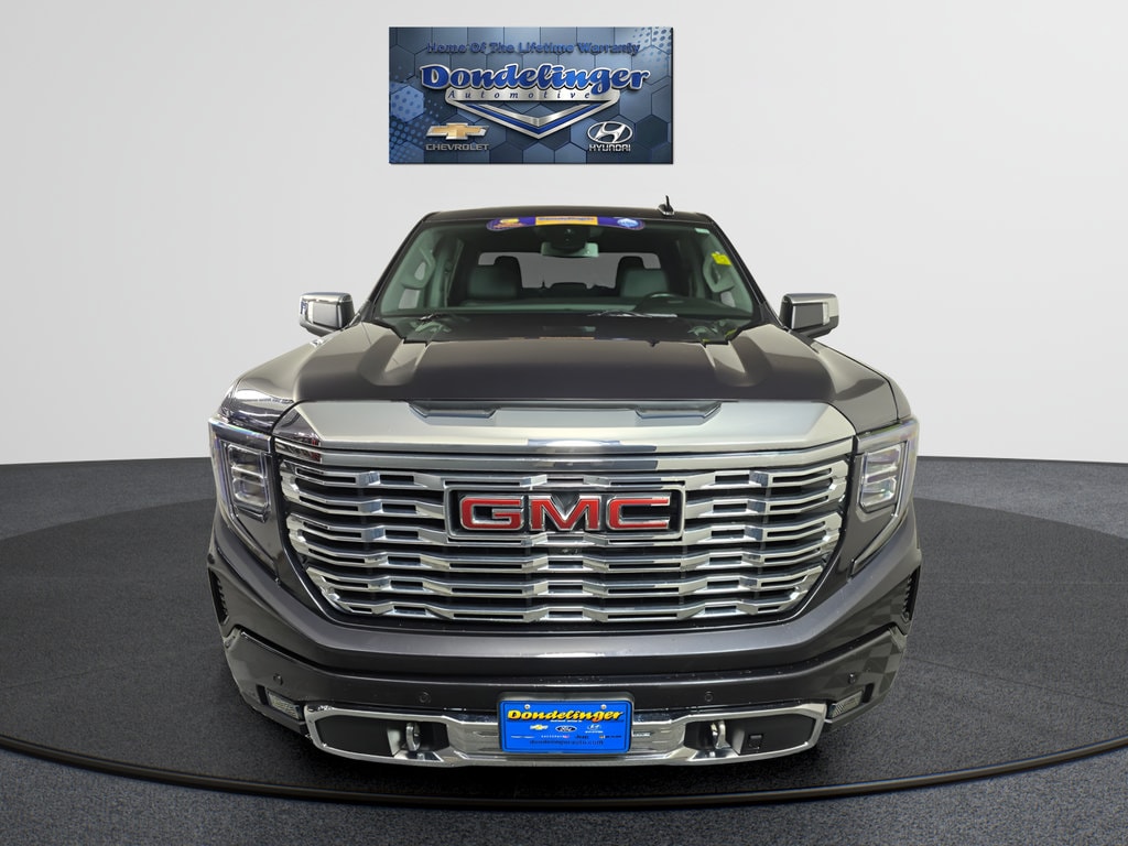 Used 2022 GMC Sierra 1500 Denali Denali with VIN 3GTUUGED4NG675489 for sale in Brainerd, Minnesota