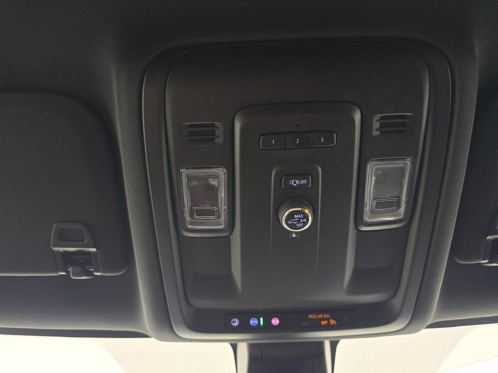 2021 Chevrolet Suburban RST - Photo 30