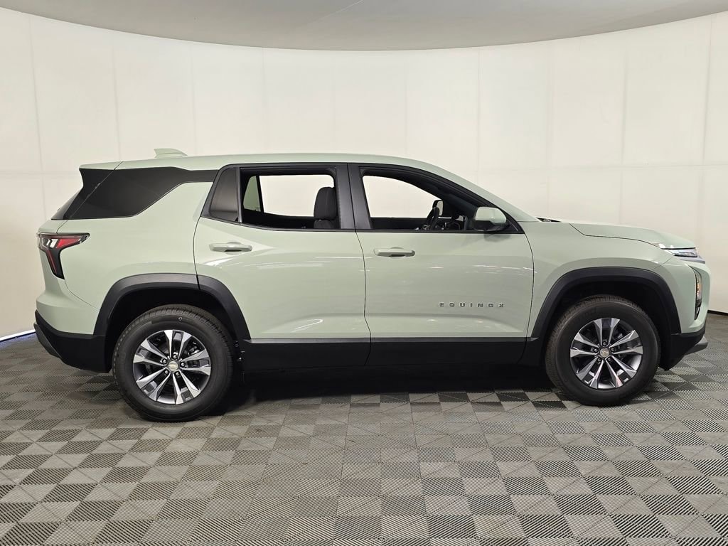 New 2026 Chevrolet Equinox LT SUV