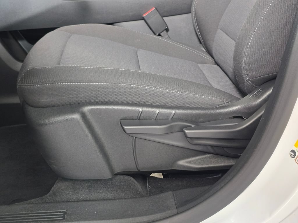 2026 Chevrolet Equinox LT - Photo 12