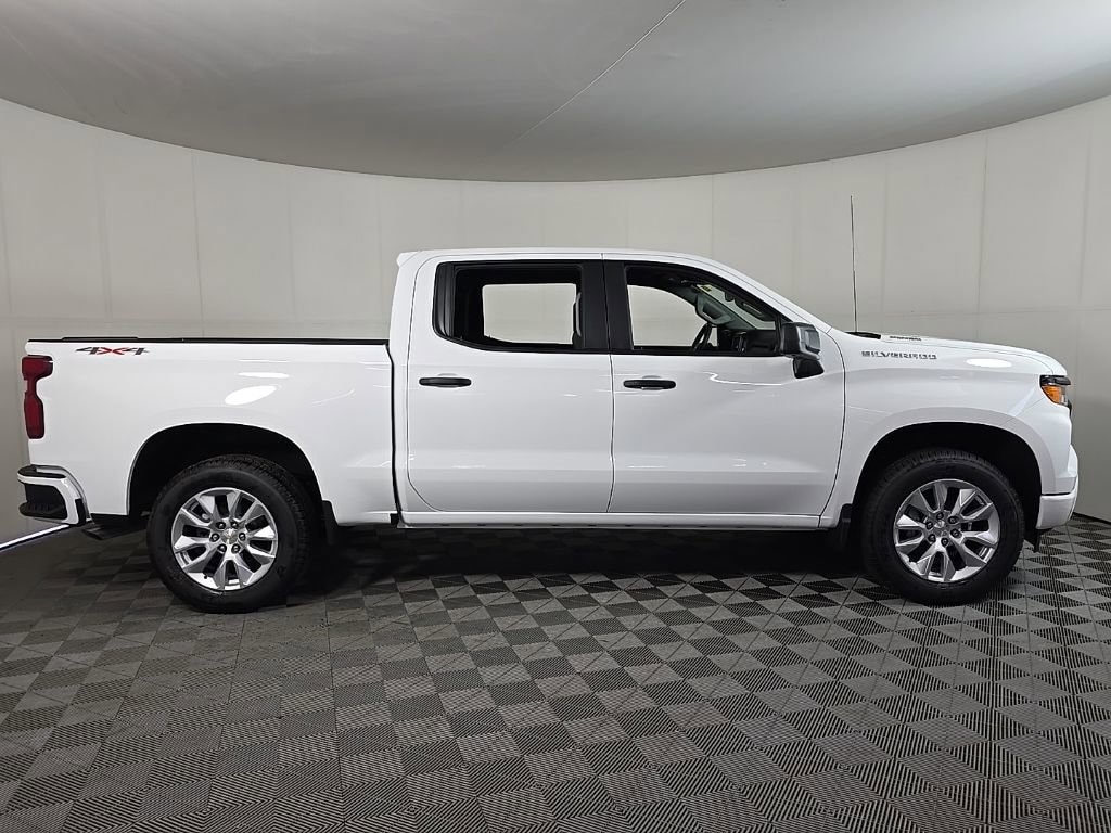New 2025 Chevrolet Silverado 1500 Custom Truck