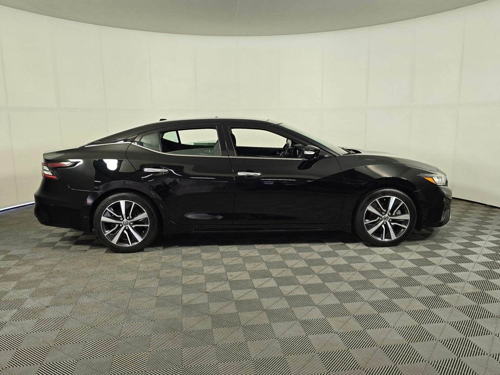 Used 2020 Nissan Maxima SL with VIN 1N4AA6DV4LC383962 for sale in Brainerd, Minnesota