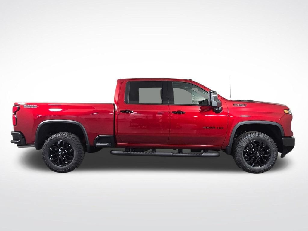 2026 Chevrolet Silverado 3500 HD LTZ - Photo 8