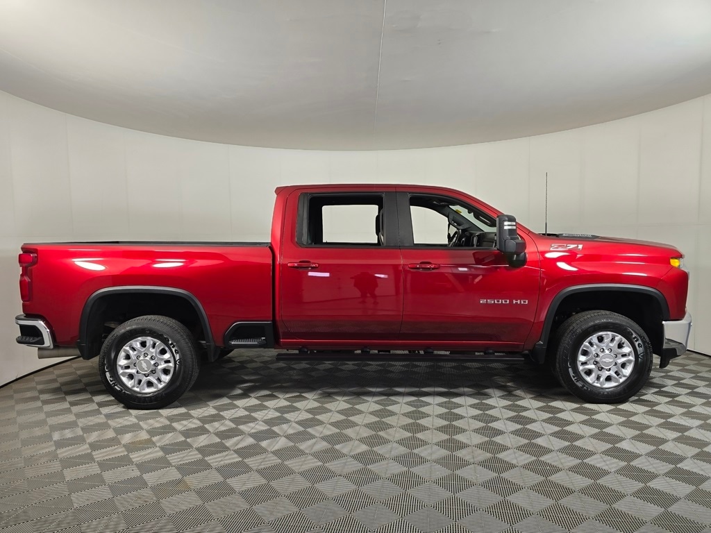 Used 2020 Chevrolet Silverado 2500HD LT with VIN 1GC4YNEY1LF217337 for sale in Brainerd, Minnesota
