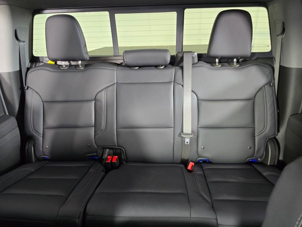2025 Chevrolet Silverado 1500 RST - Photo 12