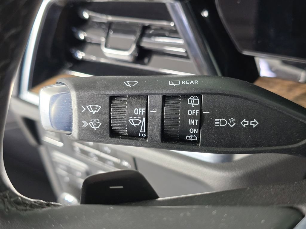 2025 Chevrolet Suburban High Country - Photo 30