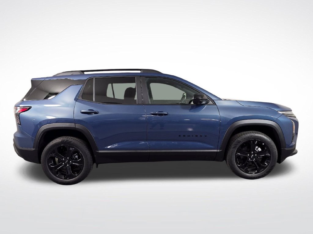2027 Chevrolet Equinox LT - Photo 9