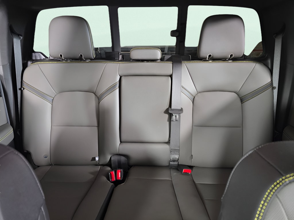 2026 Chevrolet Colorado ZR2 - Photo 13