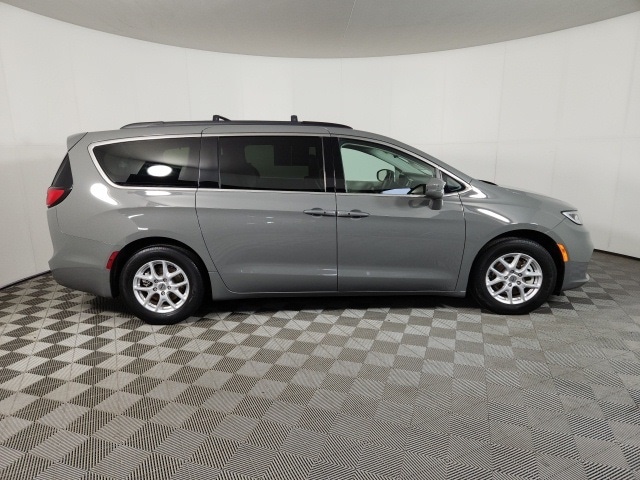 Used 2022 Chrysler Pacifica Touring L with VIN 2C4RC1BG3NR176262 for sale in Brainerd, Minnesota