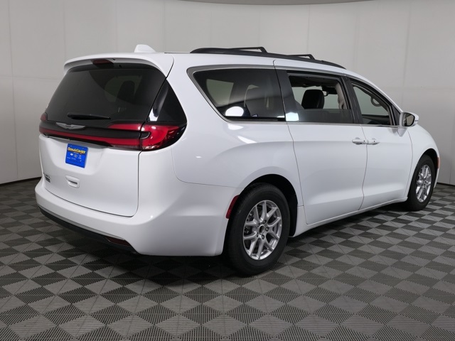 Used 2022 Chrysler Pacifica Touring L with VIN 2C4RC1BG3NR179274 for sale in Brainerd, Minnesota