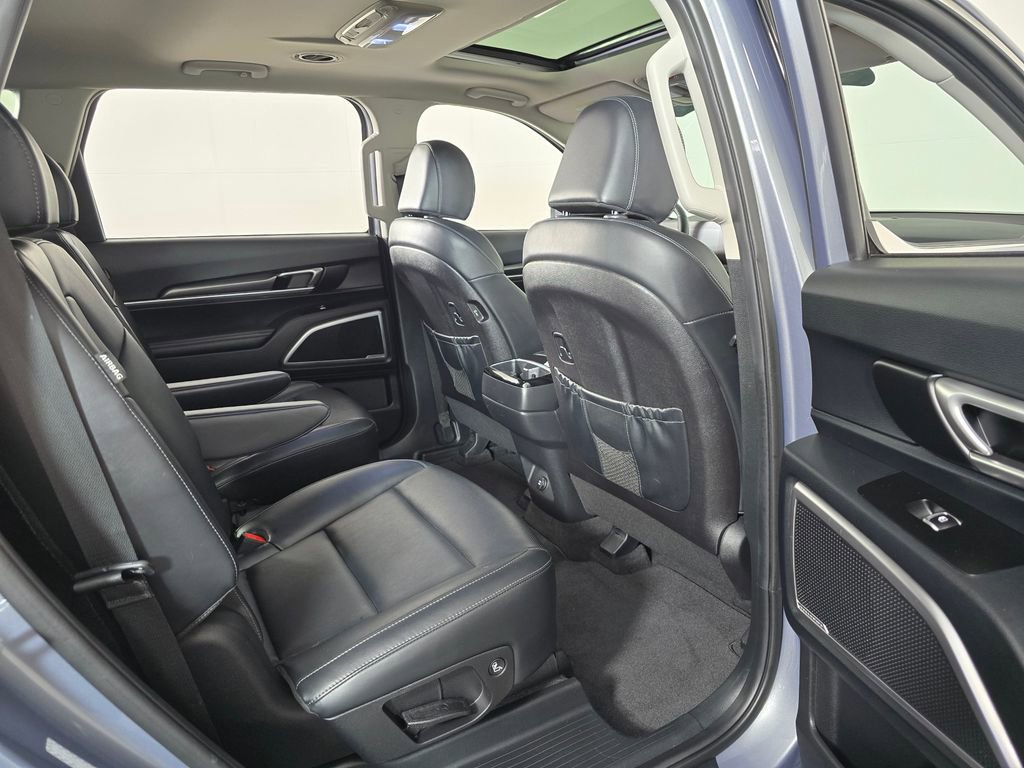 2025 Kia Telluride S - Photo 15