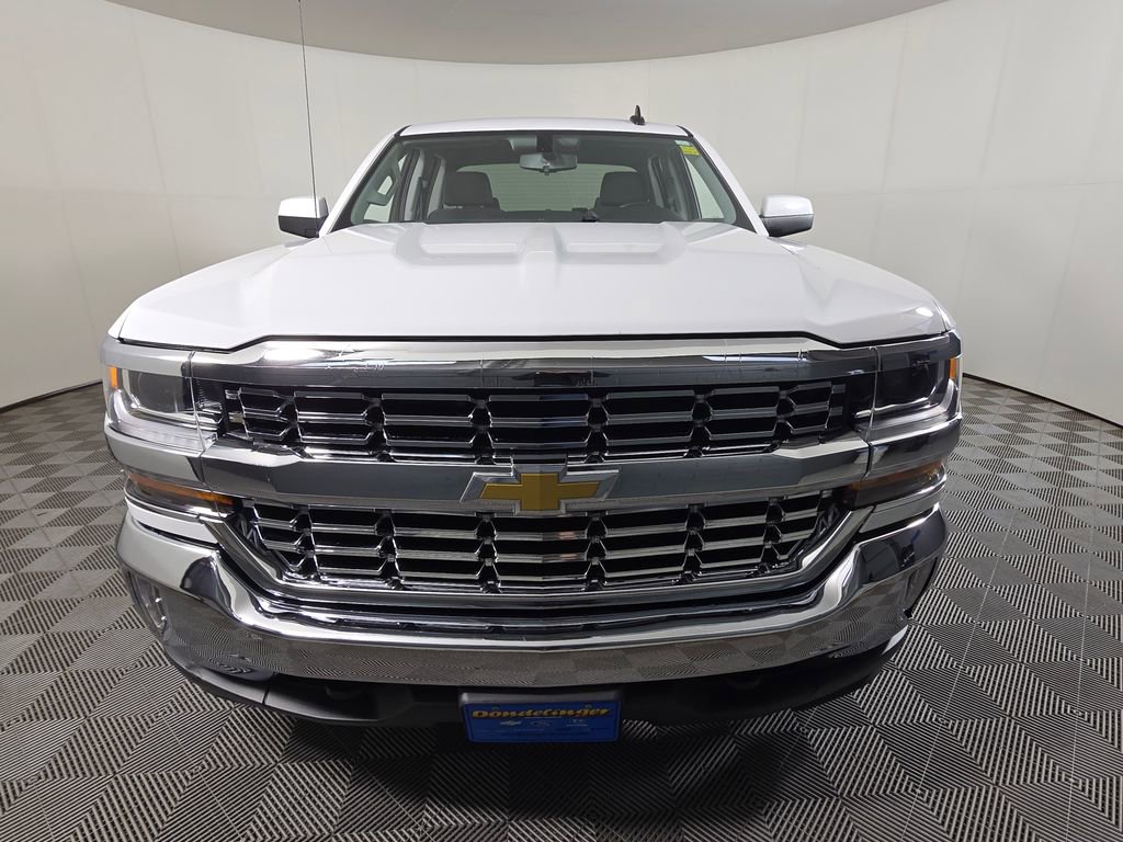 Used 2017 Chevrolet Silverado 1500 LT with VIN 1GCVKREC1HZ182922 for sale in Brainerd, Minnesota