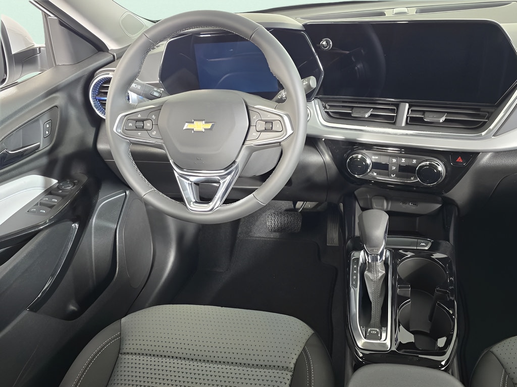 2026 Chevrolet Trax LT - Photo 17