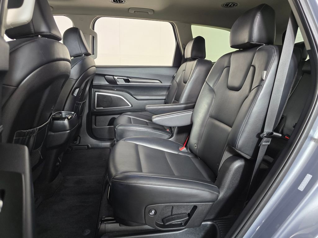 2025 Kia Telluride S - Photo 12