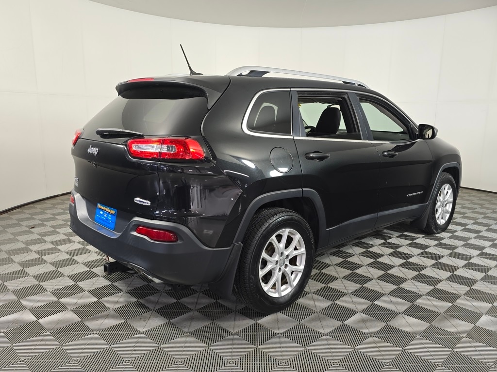 Used 2015 Jeep Cherokee Latitude SUV