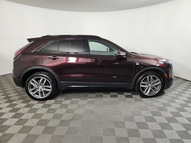 Used 2020 Cadillac XT4 Sport with VIN 1GYFZFR44LF071836 for sale in Brainerd, Minnesota