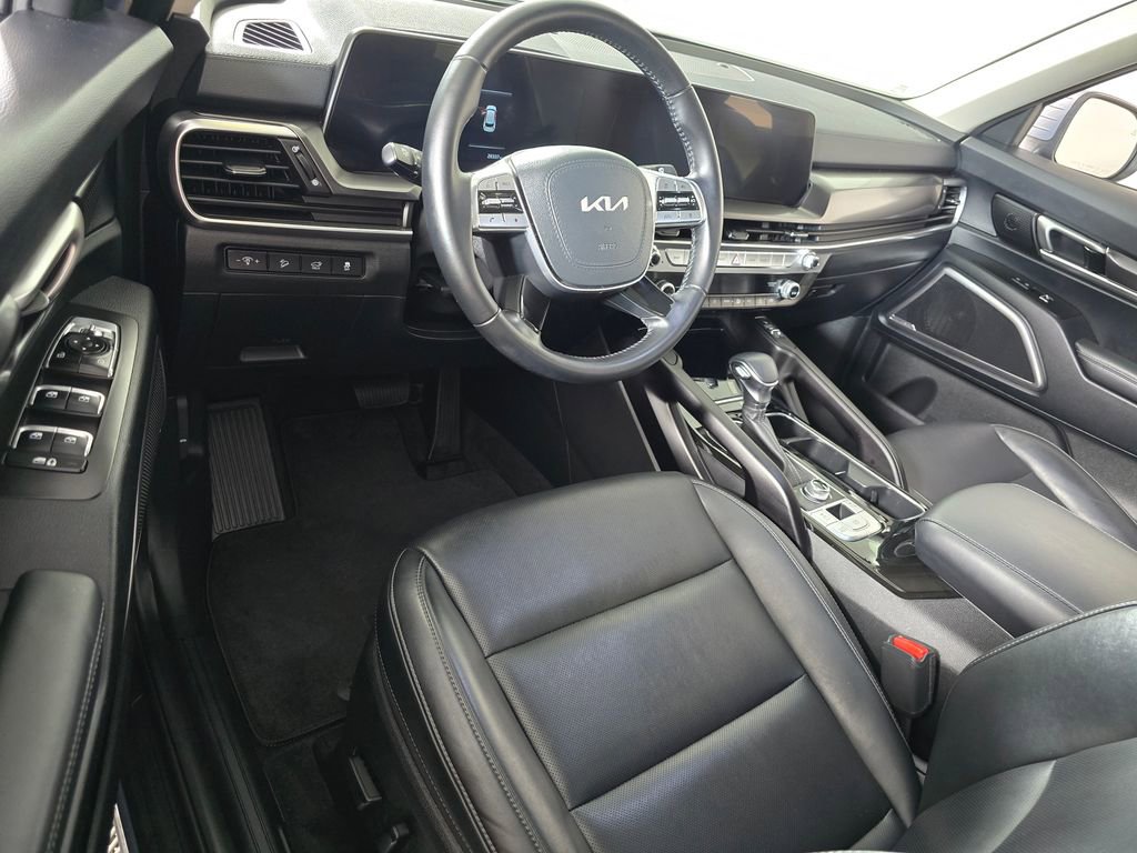 2025 Kia Telluride S - Photo 10