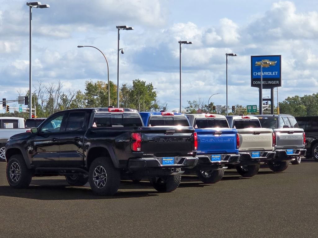 2026 Chevrolet Colorado ZR2 - Photo 10