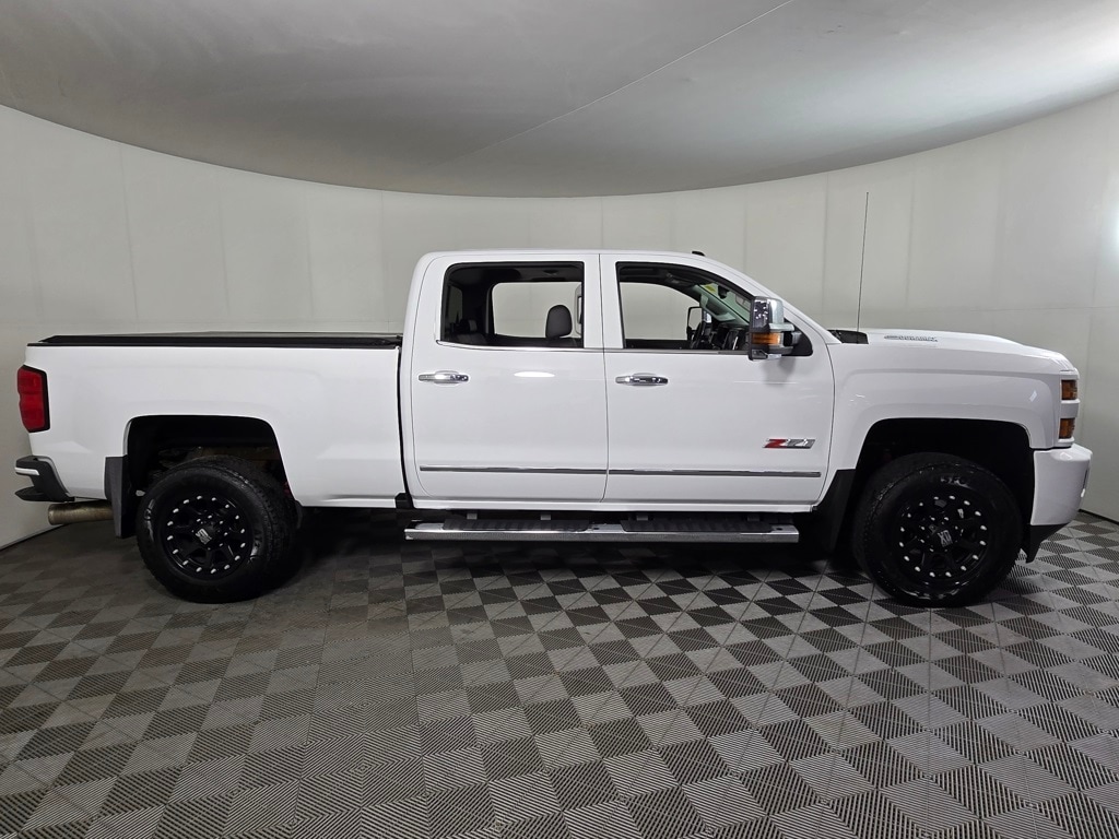 Used 2018 Chevrolet Silverado 3500HD LTZ with VIN 1GC4K0EY8JF168526 for sale in Brainerd, Minnesota