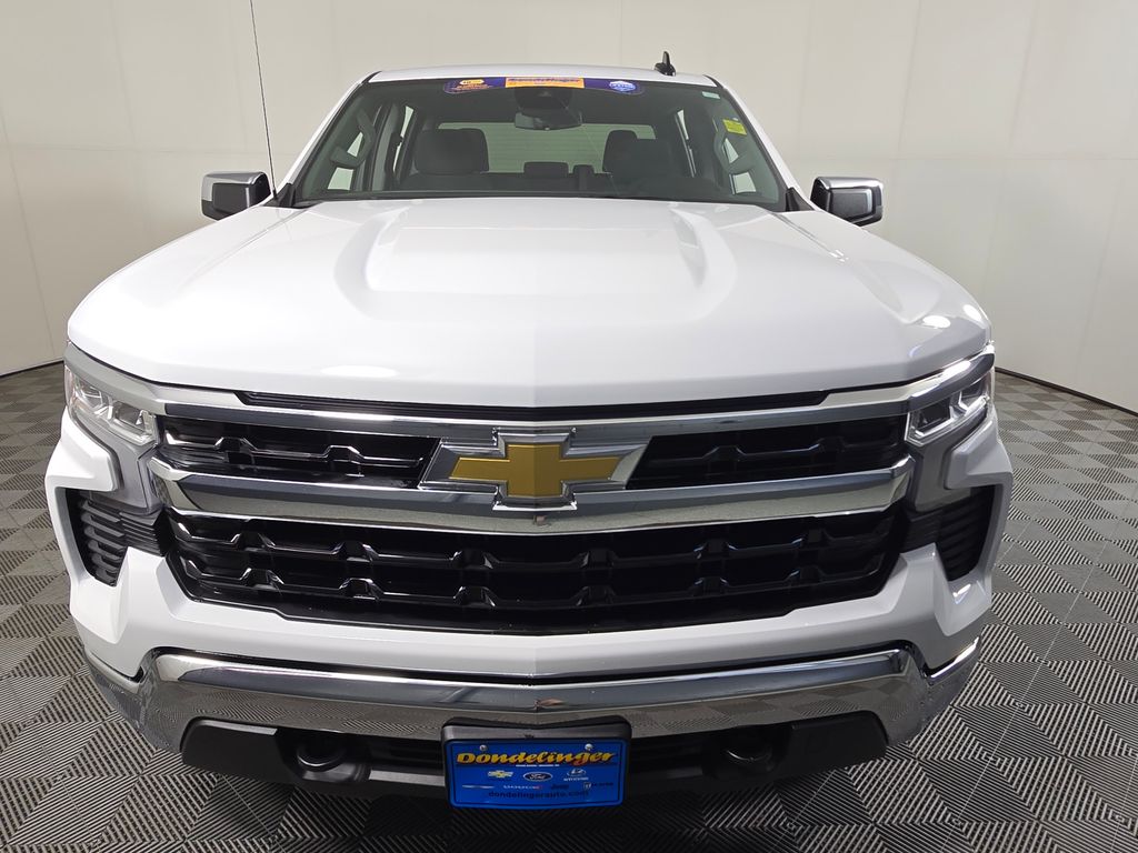 Used 2025 Chevrolet Silverado 1500 LT with VIN 1GCUKDED7SZ131584 for sale in Brainerd, Minnesota