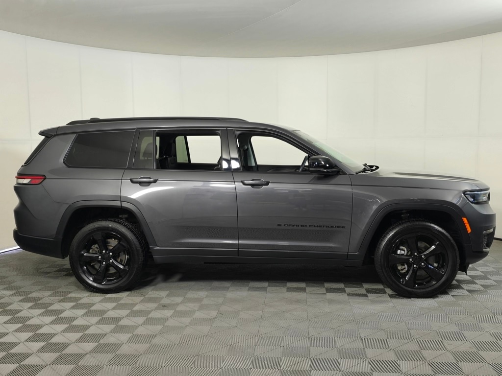 Used 2022 Jeep Grand Cherokee L Limited with VIN 1C4RJKBG0N8563083 for sale in Brainerd, Minnesota