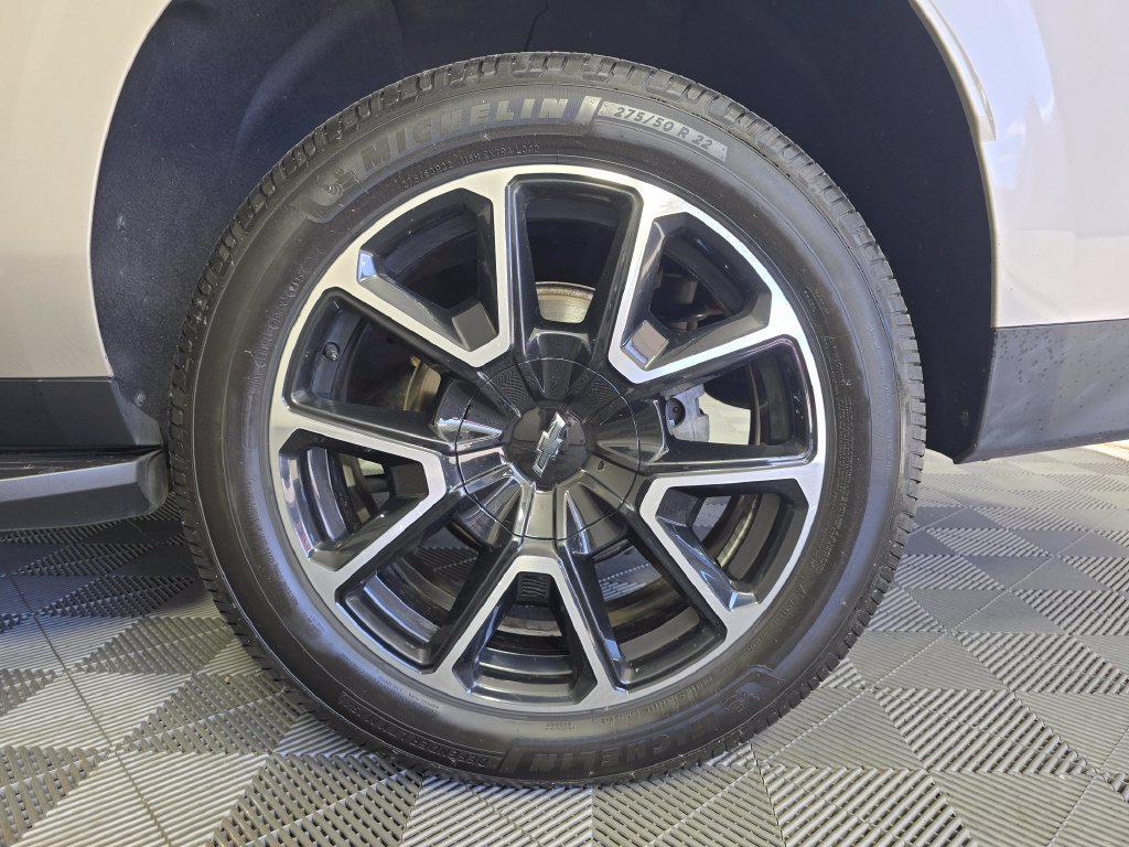 2021 Chevrolet Suburban RST - Photo 36