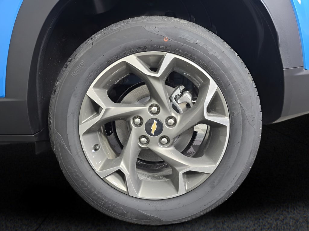 2026 Chevrolet Trax LT - Photo 36