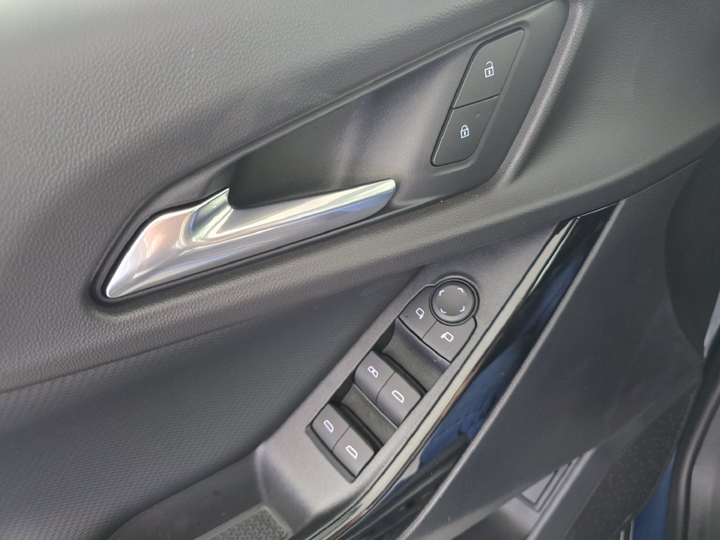 2027 Chevrolet Equinox LT - Photo 31